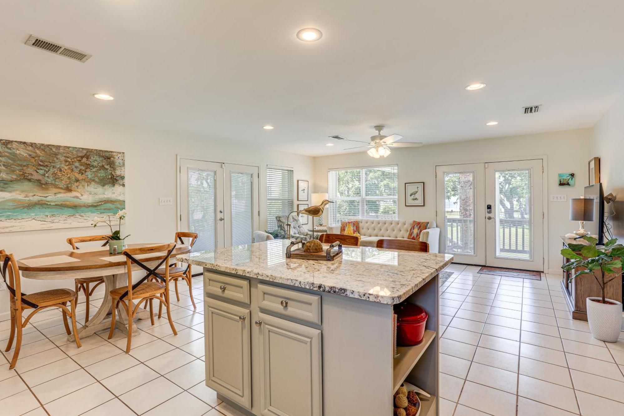 The Palm Bay St Louis Home - Walk To Beach! Waveland Εξωτερικό φωτογραφία