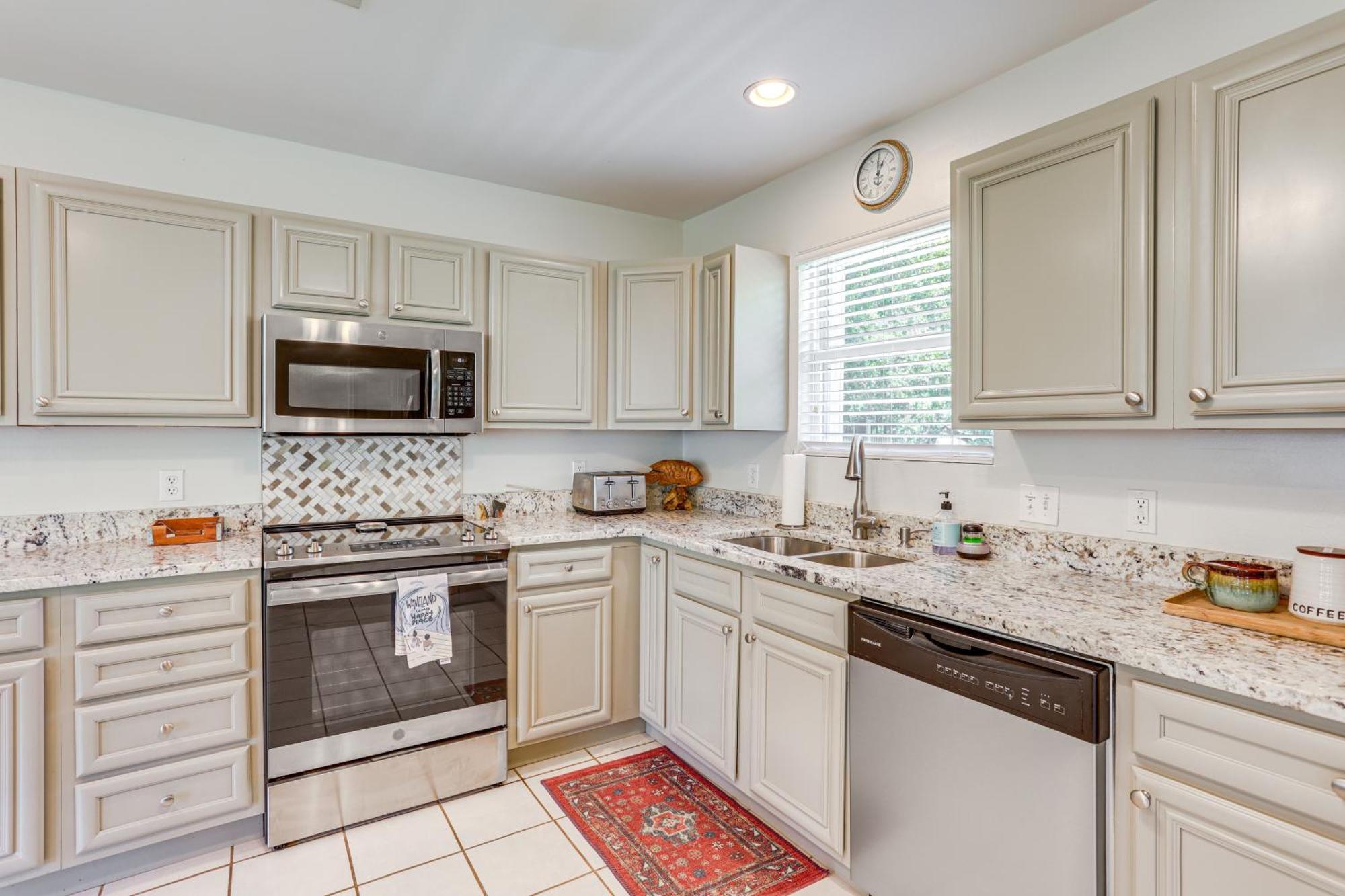 The Palm Bay St Louis Home - Walk To Beach! Waveland Εξωτερικό φωτογραφία